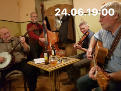 Mad quartet, Irish and folk music